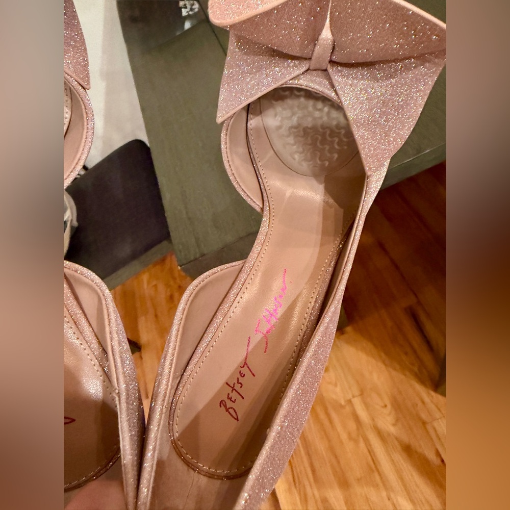 Betsey Johnson Glitter Heels with Bow - Champagne Blush 🥂 - Picture 10 of 11